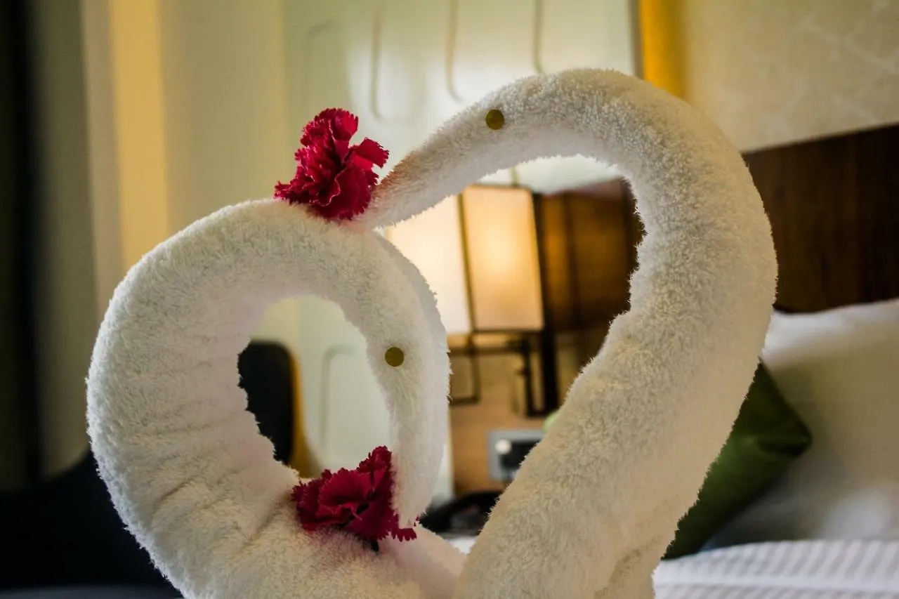 Hotel Ceasar Palace Kottayam